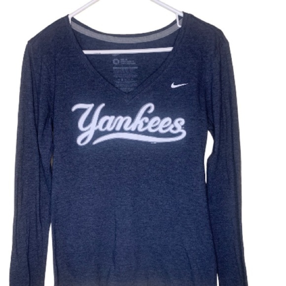 Nike Tops - Yankees scoopneck woman’s fan T-shirt.